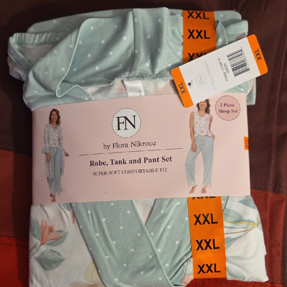 Flora Nikrooz Pastel Green 3-Piece Sleep Set